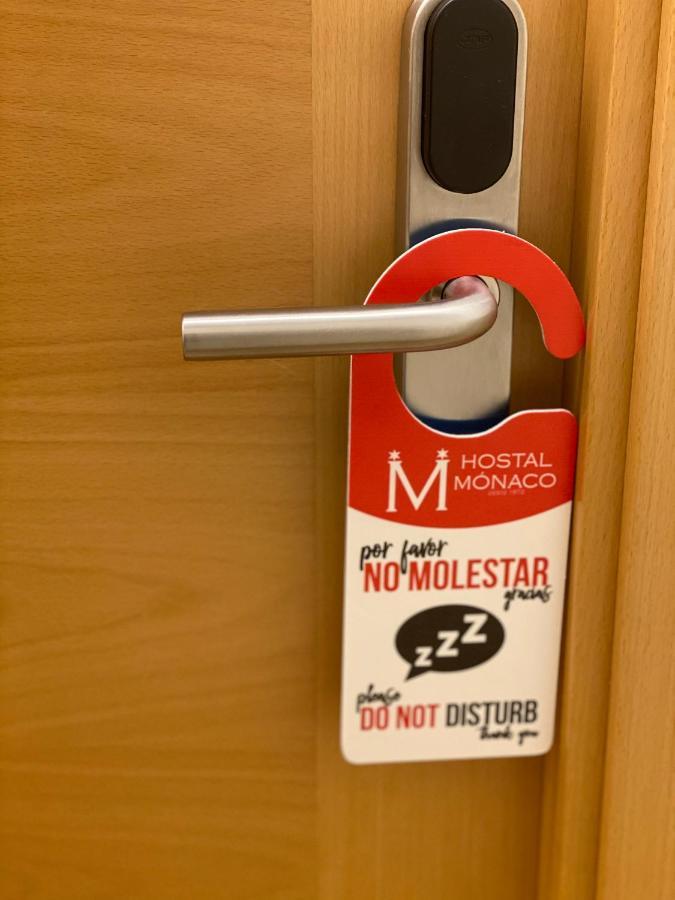 Hostal Monaco Valladolid Buitenkant foto