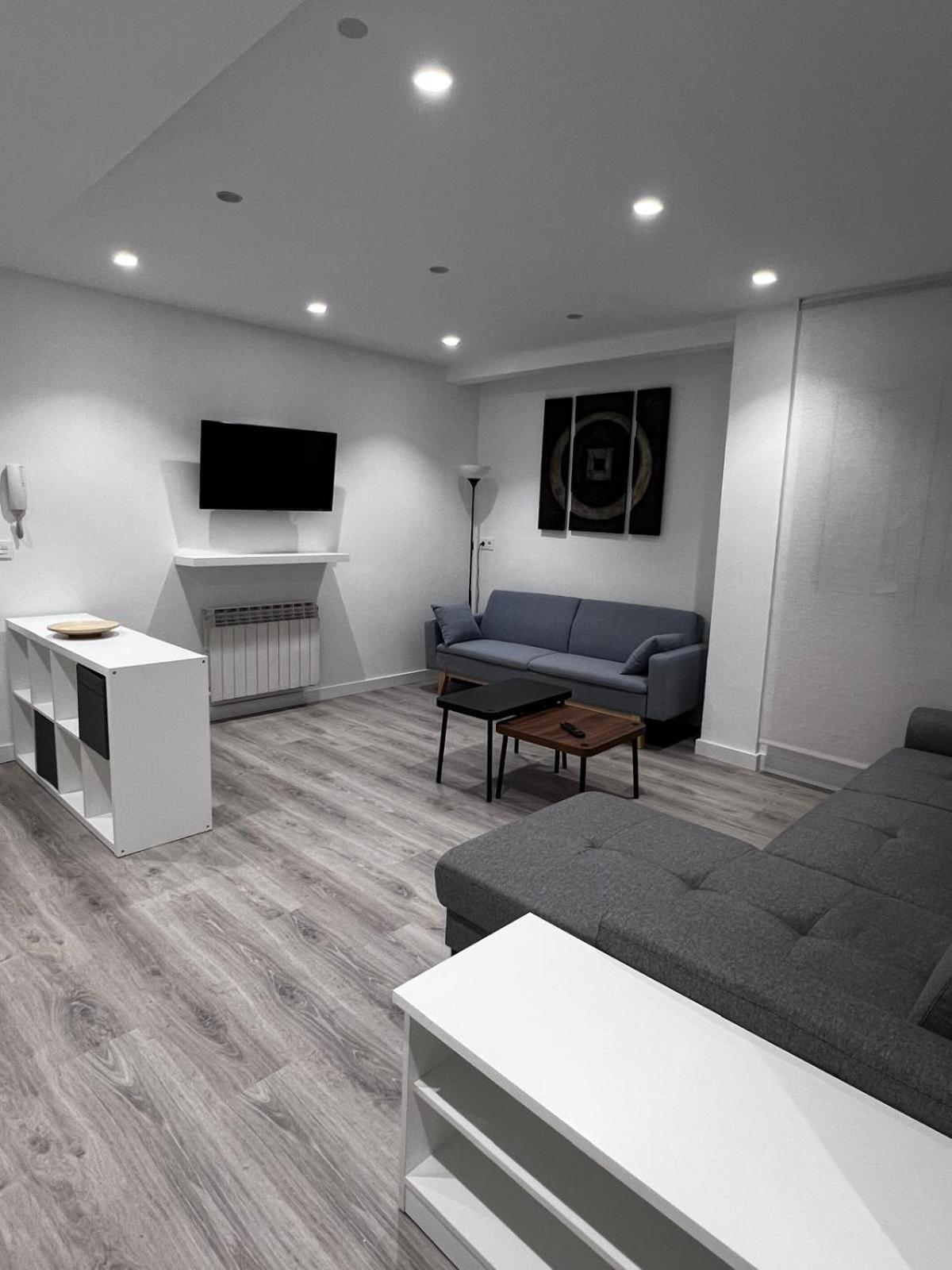 Hostal Monaco Valladolid Buitenkant foto