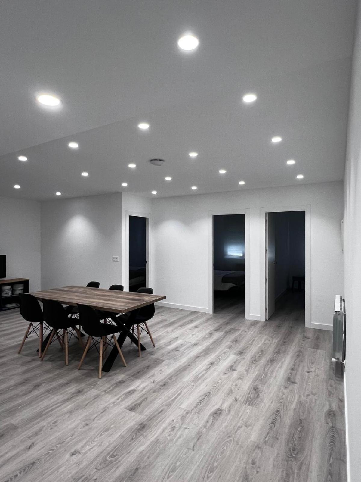 Hostal Monaco Valladolid Buitenkant foto