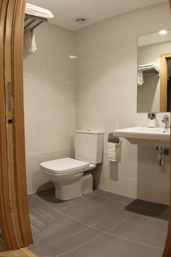 Hostal Monaco Valladolid Buitenkant foto