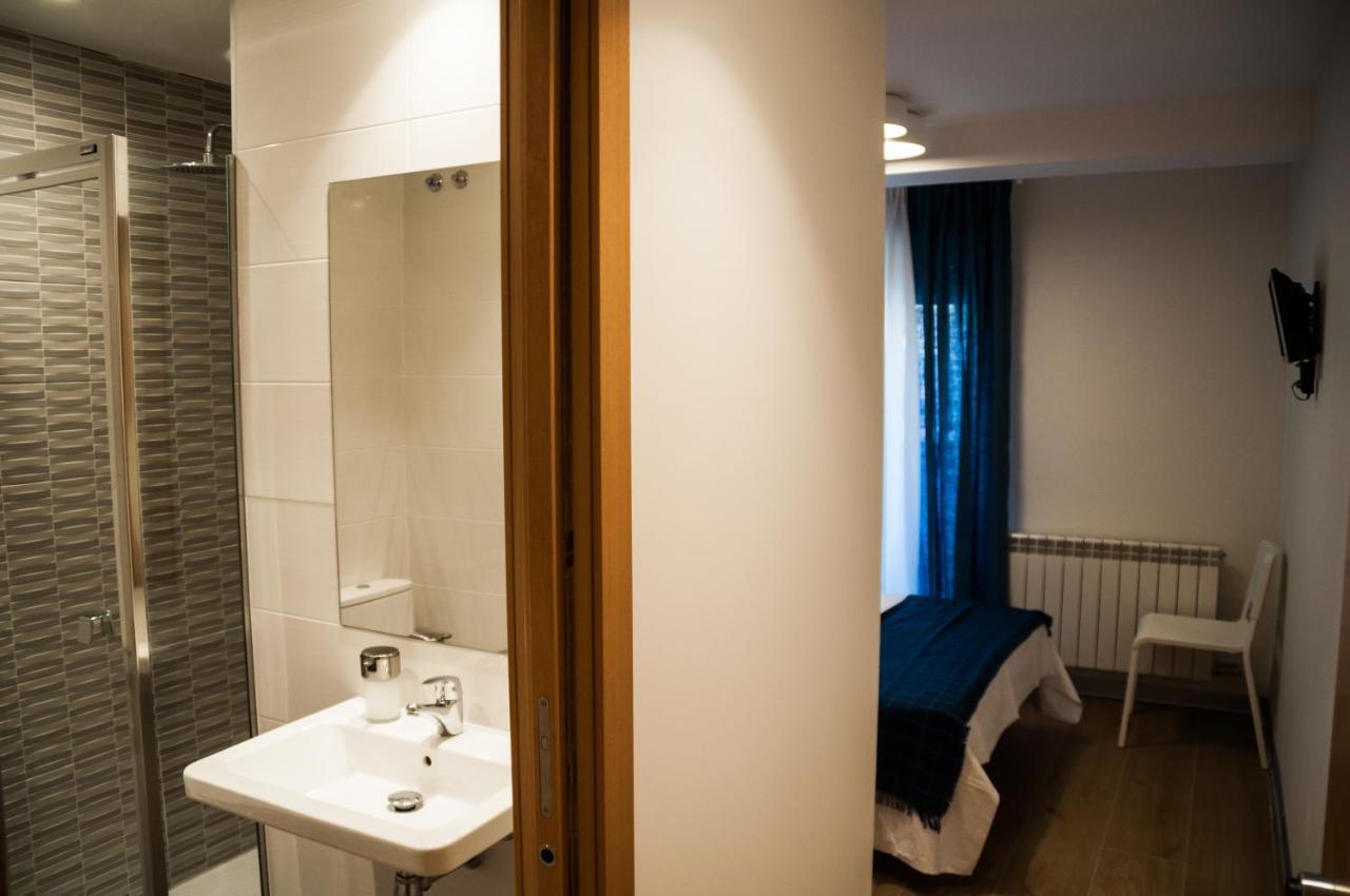 Hostal Monaco Valladolid Buitenkant foto