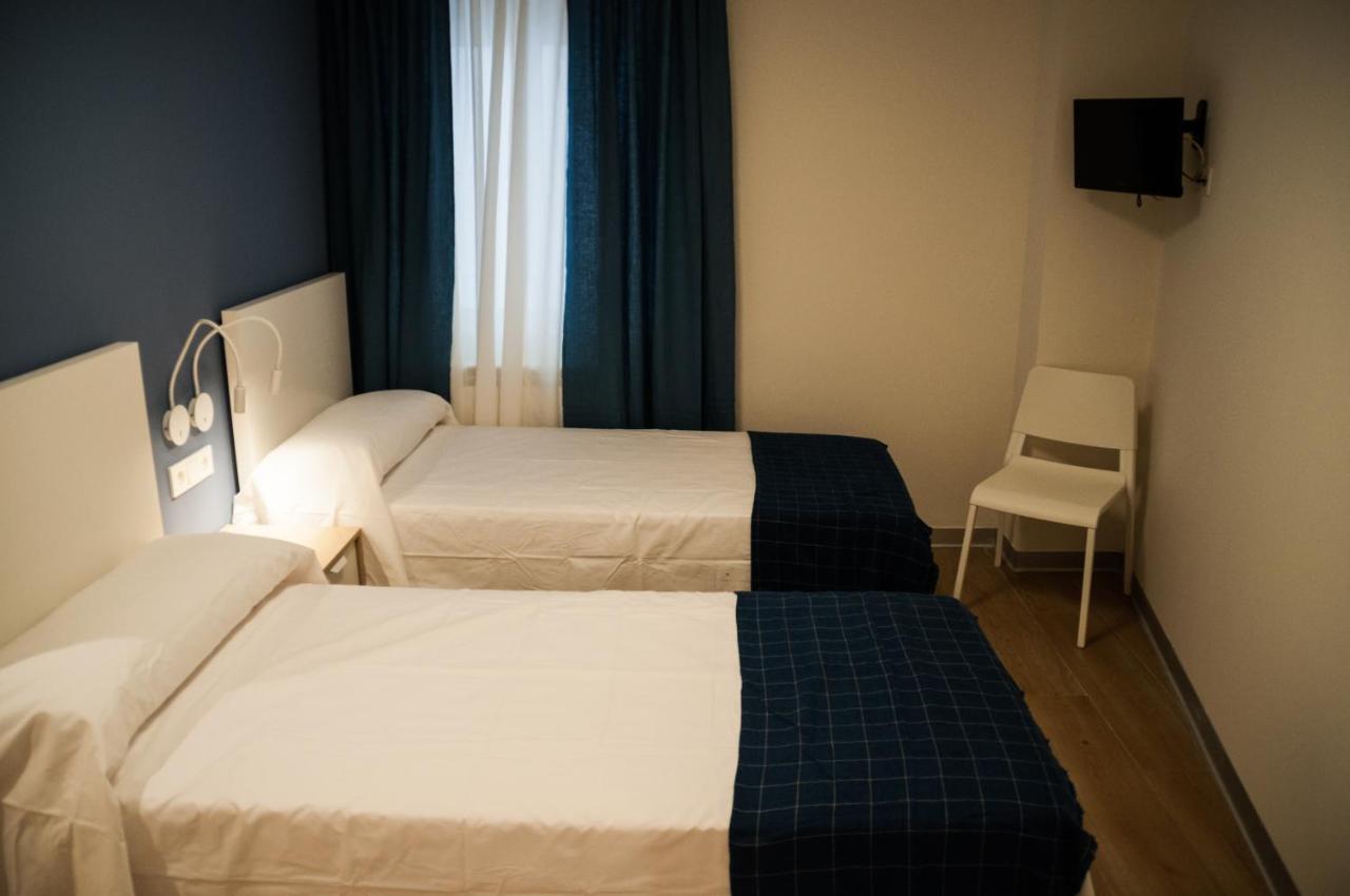 Hostal Monaco Valladolid Buitenkant foto